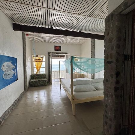 Liberty'S Lodge And Diving - Apo Island Dumaguete City Exterior foto